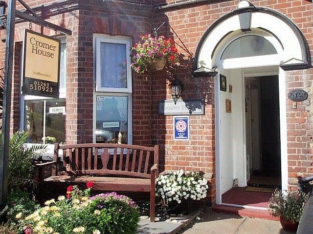 Cromer House Bed & Breakfast Exterior photo